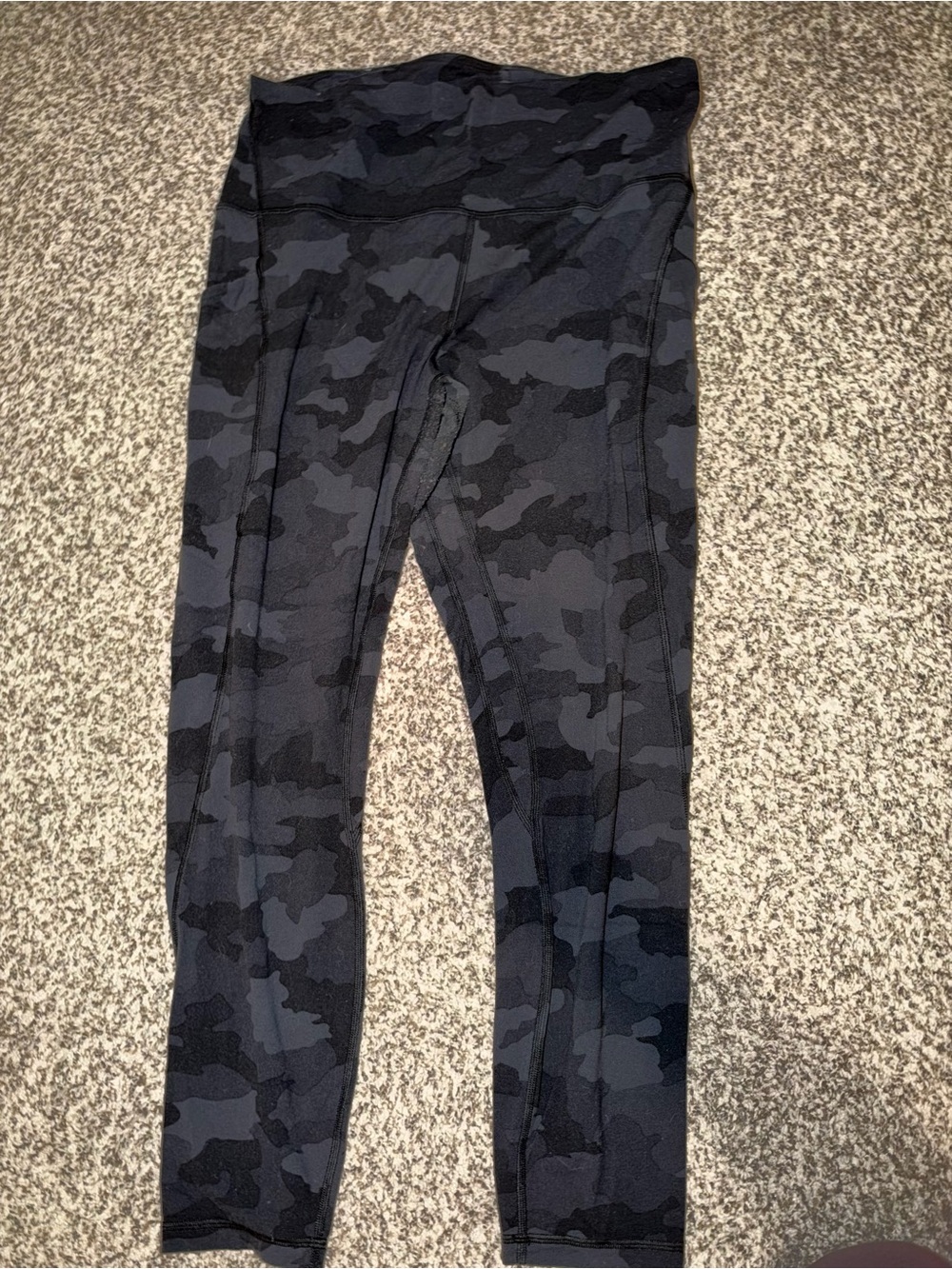 Lululemon leggings with pockets